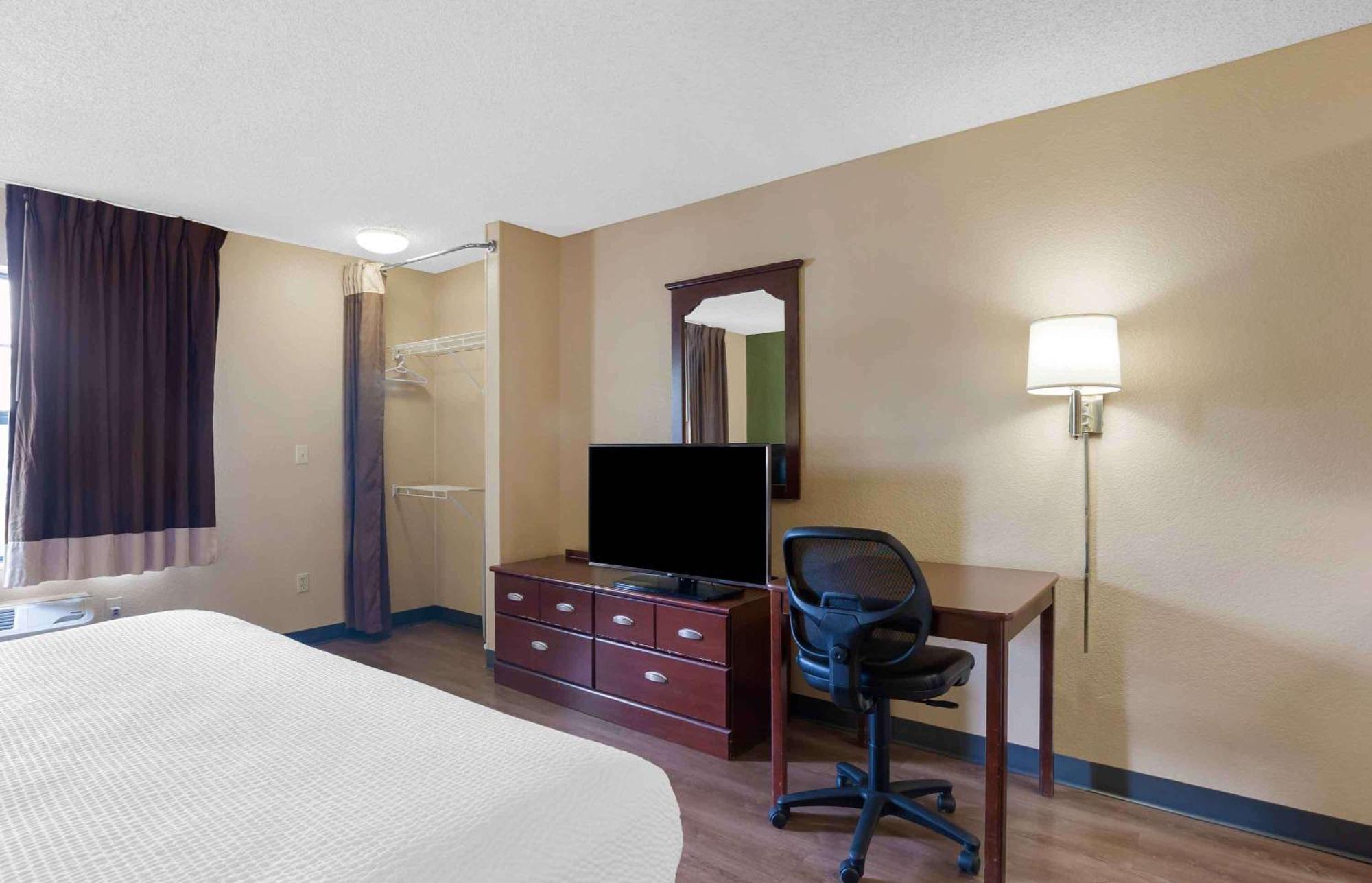 เอ็กซ์เทนด์ สเตย์ อเมริกา ลอสแองเจลิส-ชิโน แวลเลย์ Hotel ชีโน ภายนอก รูปภาพ